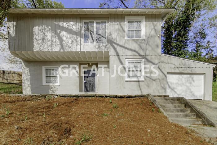 Foto principal - 1221 Azalea Ct