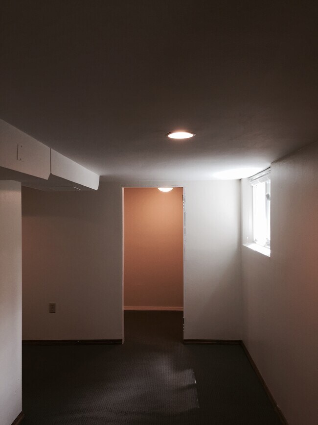 Foto del edificio - 1149 E Dayton St