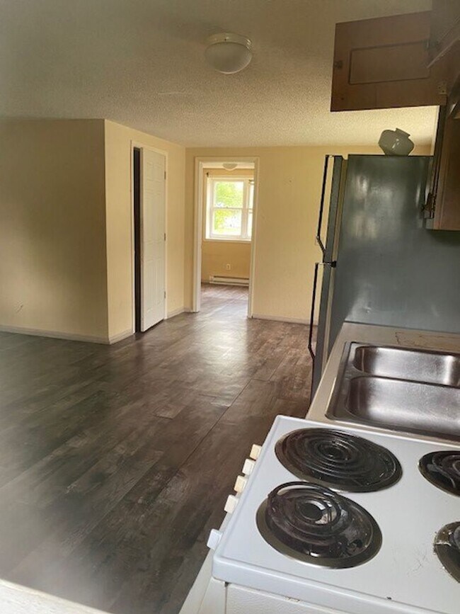 405 2nd St SW, Staples, MN 56479 House Rental in Staples, MN