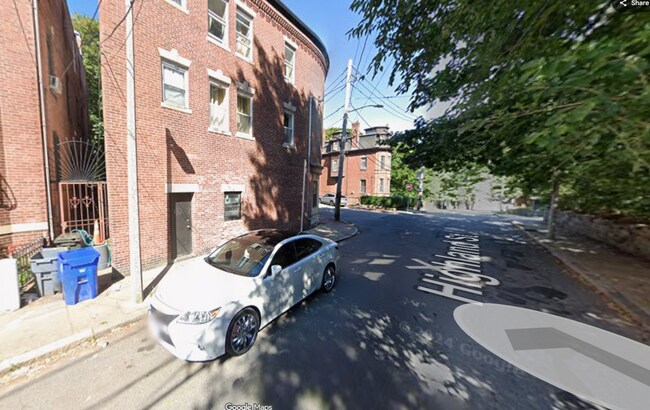 Foto del edificio - 151 Highland St