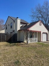 Building Photo - 405 Cobblewood Arch