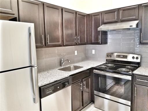 Primary Photo - 510 Hamilton St