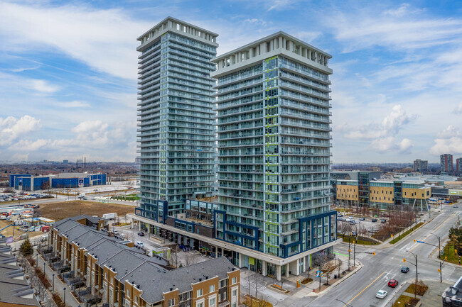 Building Photo - Limelight South