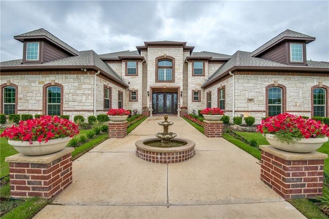 Building Photo - 943 Echols Dr