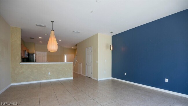 Foto del edificio - 16097 Ravina Way