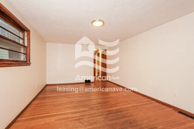 Foto del edificio - 1217 Homewood Ave SW