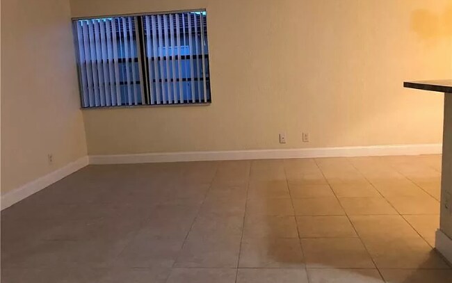 Foto del edificio - 3029 NW 118th Dr
