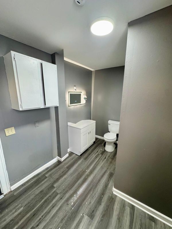 Building Photo - 114 S Carbon St