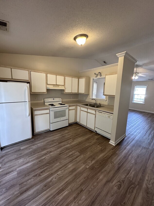 400 Winners Cir S, Jacksonville, NC 28546 - Room for Rent in ...
