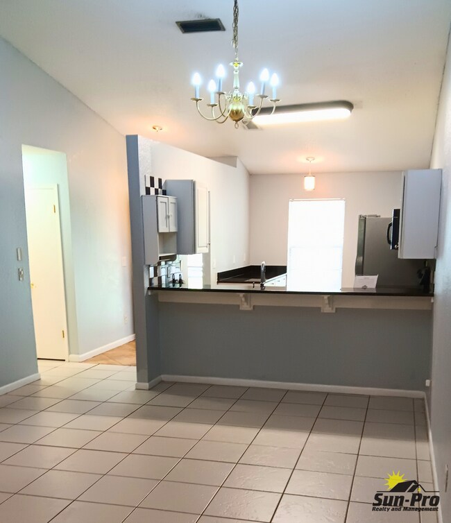 Foto del edificio - 3748 Gatewood Dr