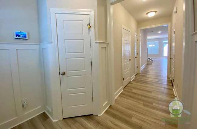 Building Photo - 110 Callen Dr