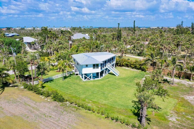 Foto del edificio - 6093 Henderson Rd