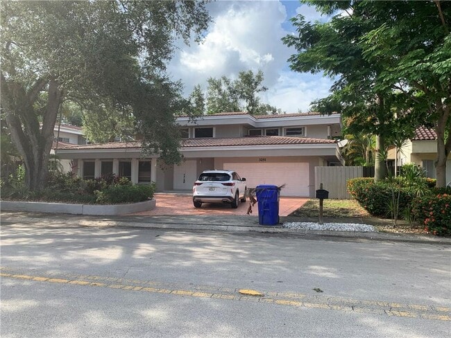 Building Photo - 3251 N 37th St