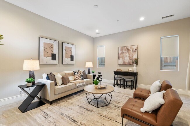 Foto del edificio - Madera Tesoro Viejo - Beautiful 2-Story Home, 4BR/3.5BA, SOLAR, Community Pool + Lots of Amenities