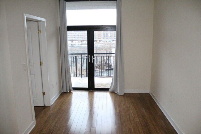 Foto del edificio - 610 Newark St.