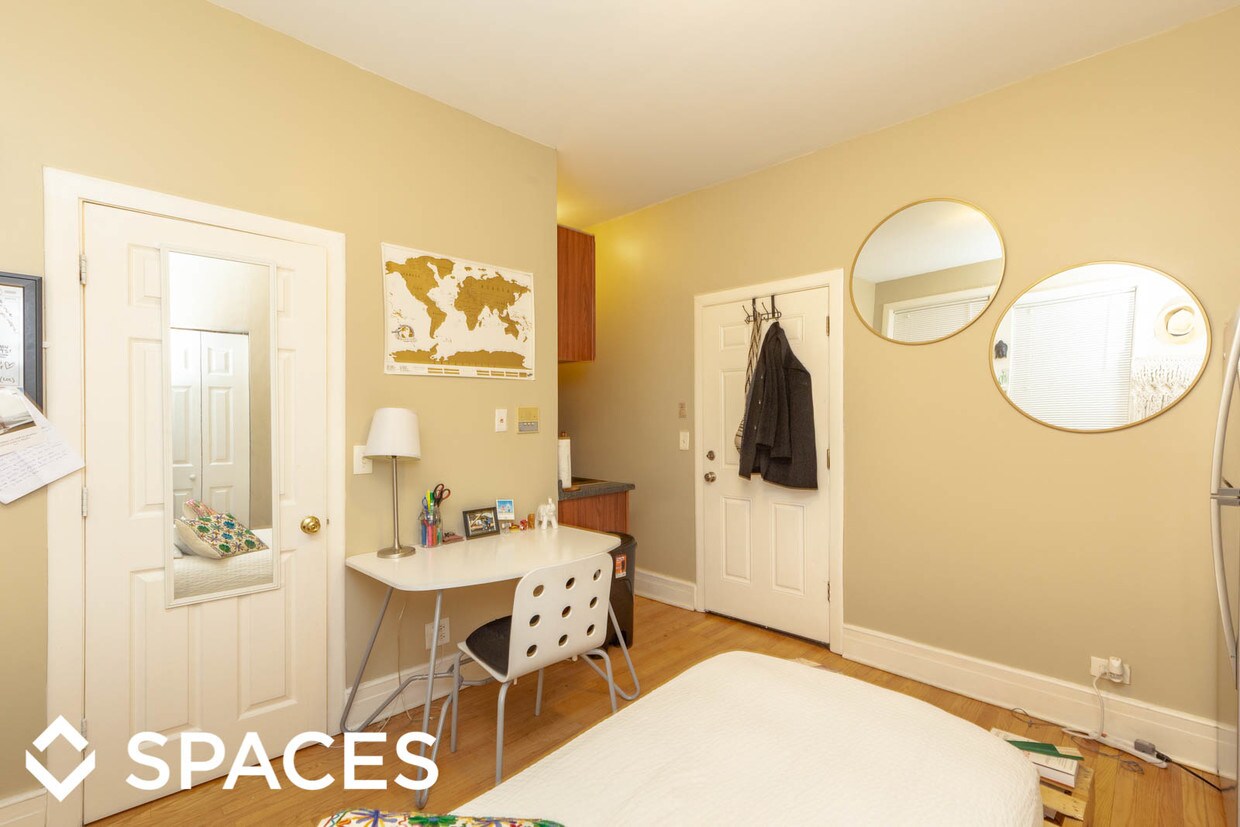 Foto principal - 4452 N Ashland Ave