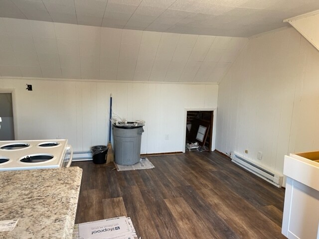 Building Photo - 3606 Bayshore Ave