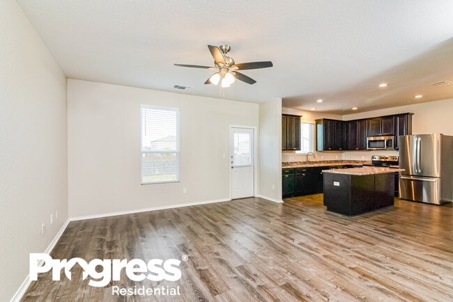Building Photo - 10155 Castello Cyn