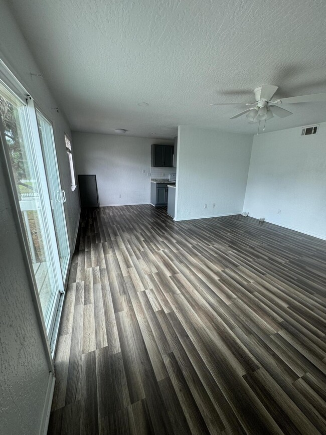 Foto del edificio - 2022 Tree Ridge Ln NE