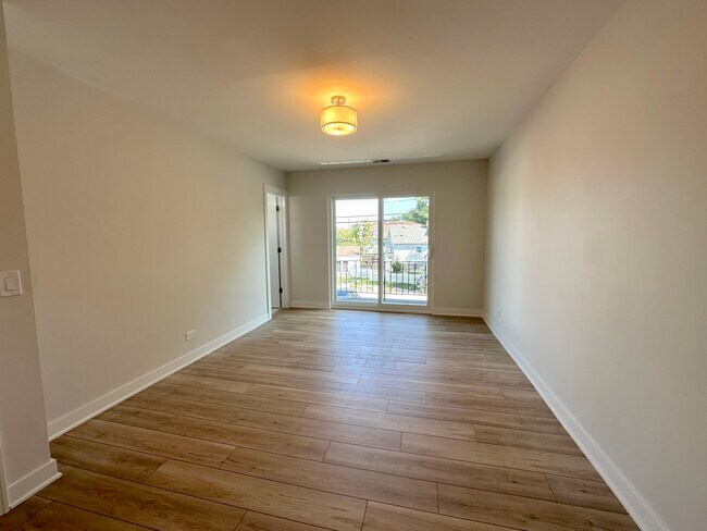 Foto del edificio - 8306 W Grand Ave