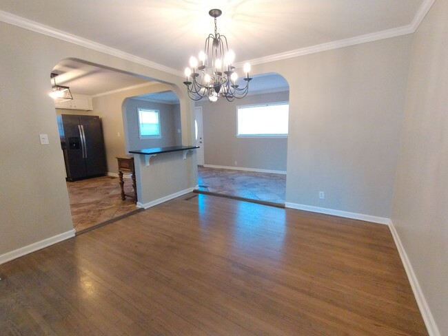 Foto del edificio - FOR LEASE | Tulsa | 2 Bed, 2 Bath Home - $...