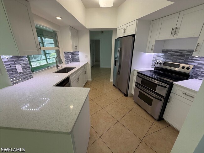Building Photo - 202 Pinehurst Cir