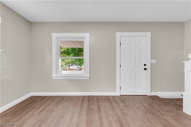 Foto del edificio - 3153 W 103rd St