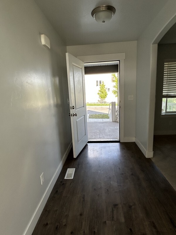 Building Photo - 221 N Stone Gate Dr
