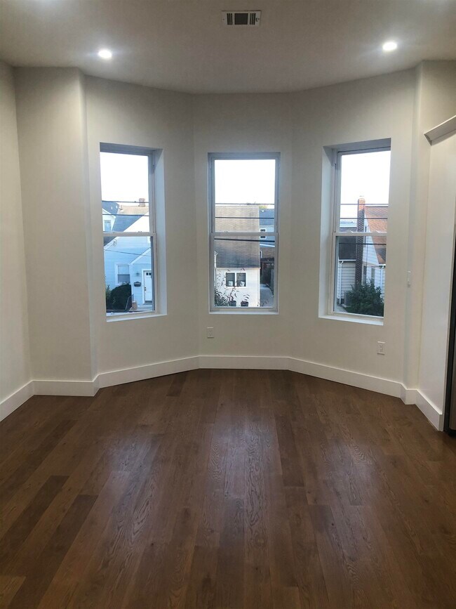 Foto del edificio - 813 6th St