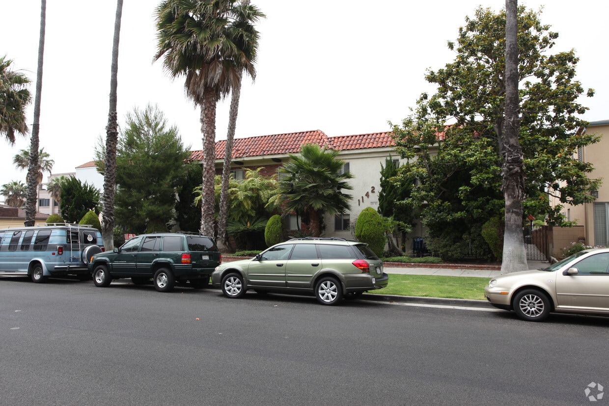 Building Photo - 1142 9th St