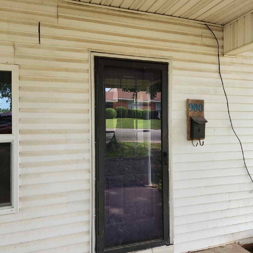 900 W Park St, Paragould, AR 72450 House Rental in Paragould, AR