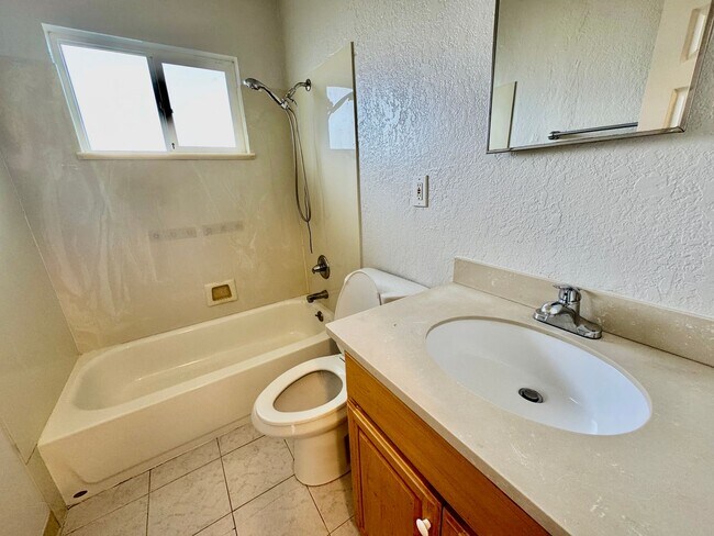 Foto del edificio - 2863 Brookdale Ave