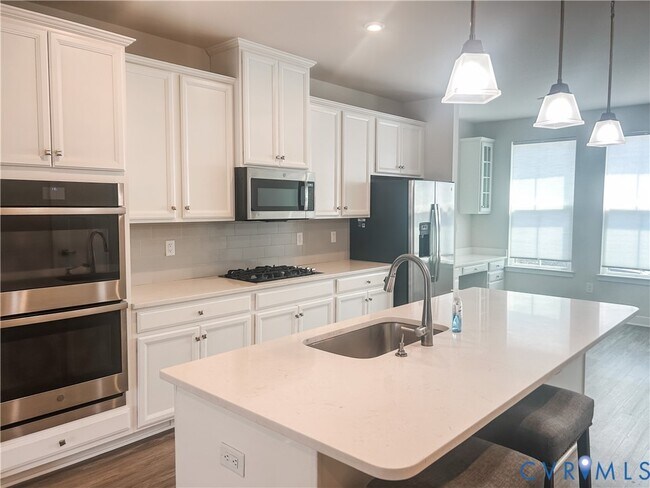 Foto del edificio - 14352 Colonyhouse Blvd