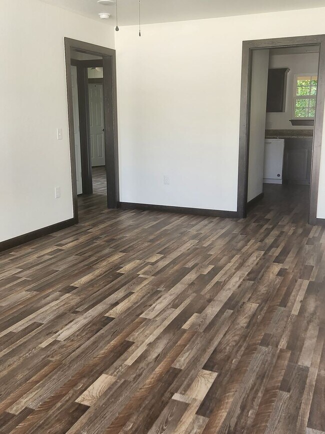 Foto del edificio - 1026-1028 S Cherokee Ave