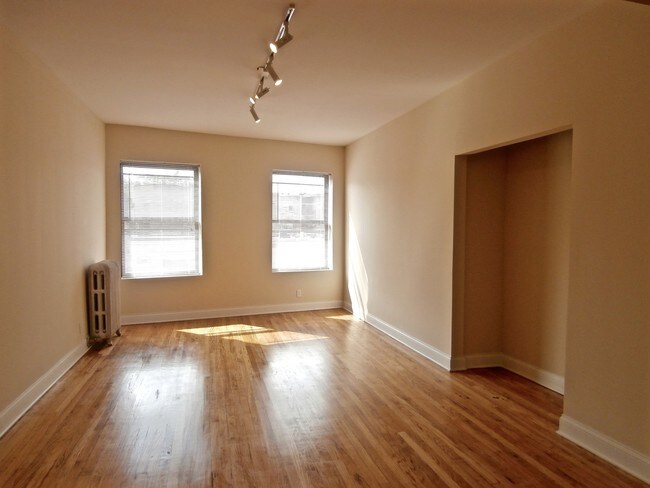 Foto del edificio - 6703 N Clark St