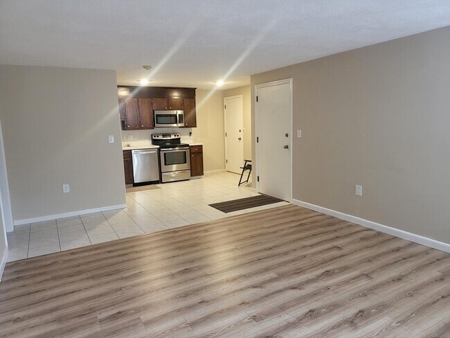 Foto del edificio - 1 Hallmark Gdns