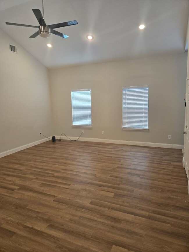 Building Photo - 4512 Mallow St