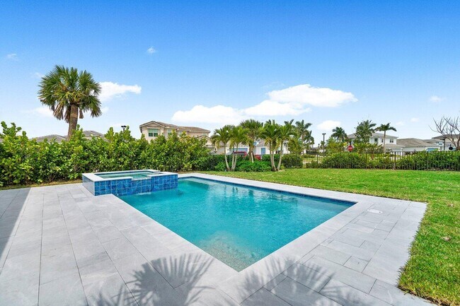 Building Photo - 12289 Waterstone Cir
