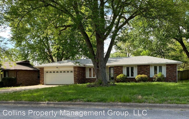 Foto del edificio - 3 br, 2 bath House - 1356 E Lakewood