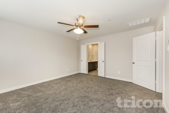 Building Photo - 1113 Fallgate Dr