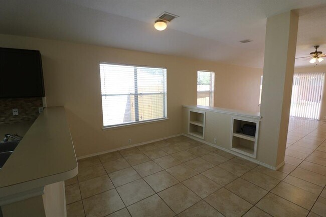 Building Photo - 21211 Somerset Park Ln