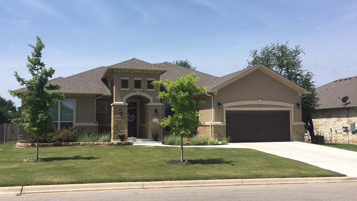 Foto principal - 4 Bedroom, 3 Bathroom Home in Temple TX / ...