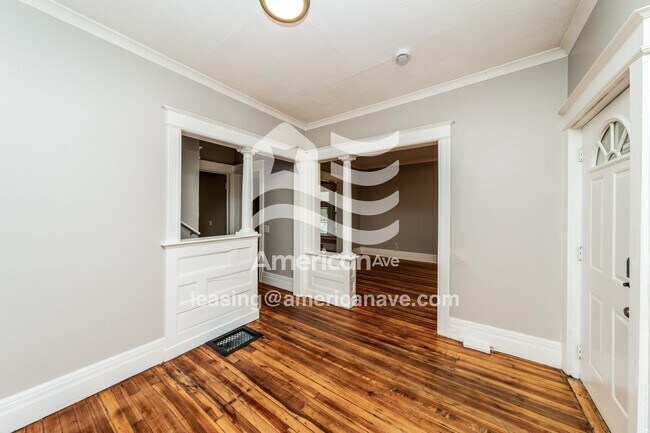Foto del edificio - 19 Ferndale Crescent