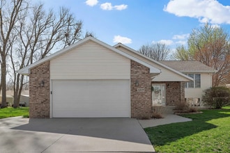 Building Photo - 5319 Carey Dr