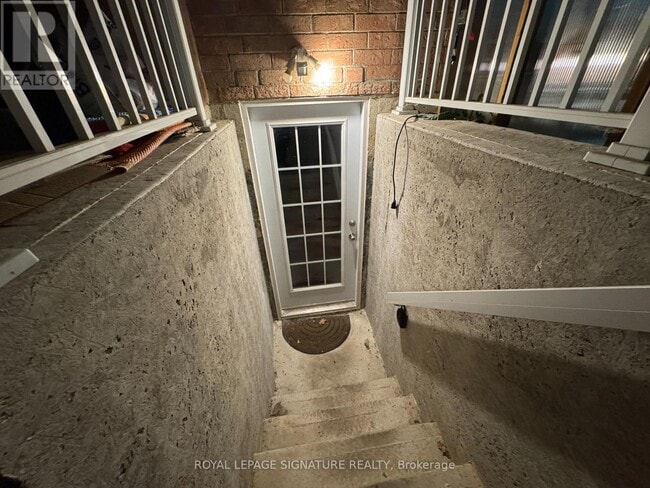 Building Photo - 731 Bennett Blvd