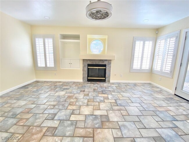 Building Photo - 2993 Seasons Ave