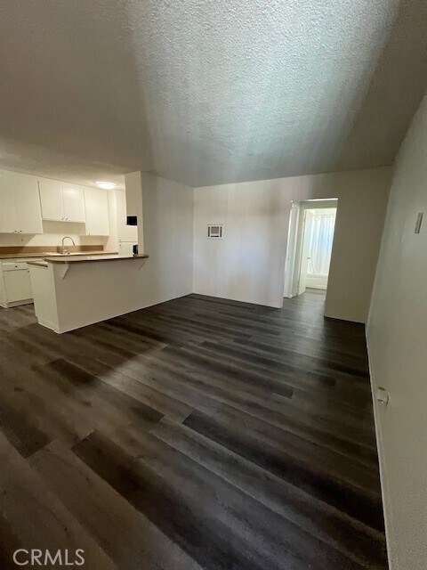 Foto del edificio - 686 E Cottonwood Rd