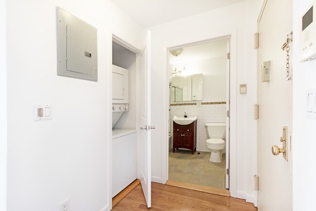 Foto del edificio - 25-47-47 23rd St