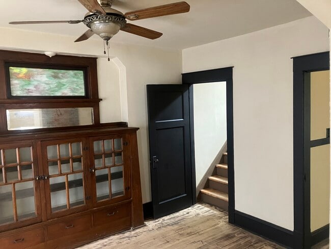 Foto del edificio - 1303 N Hawley Rd