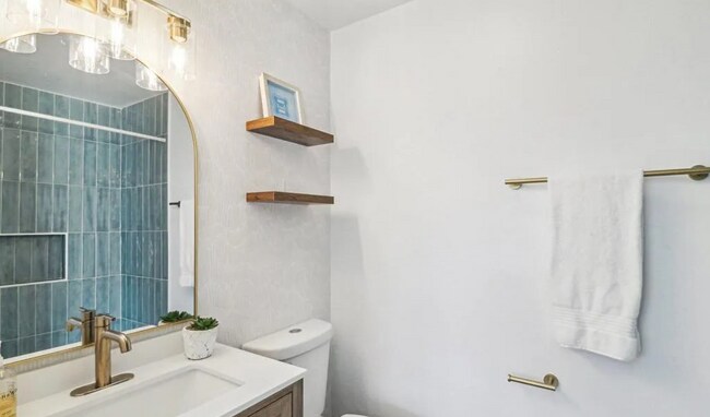 Foto del edificio - 2487 Kettner Blvd